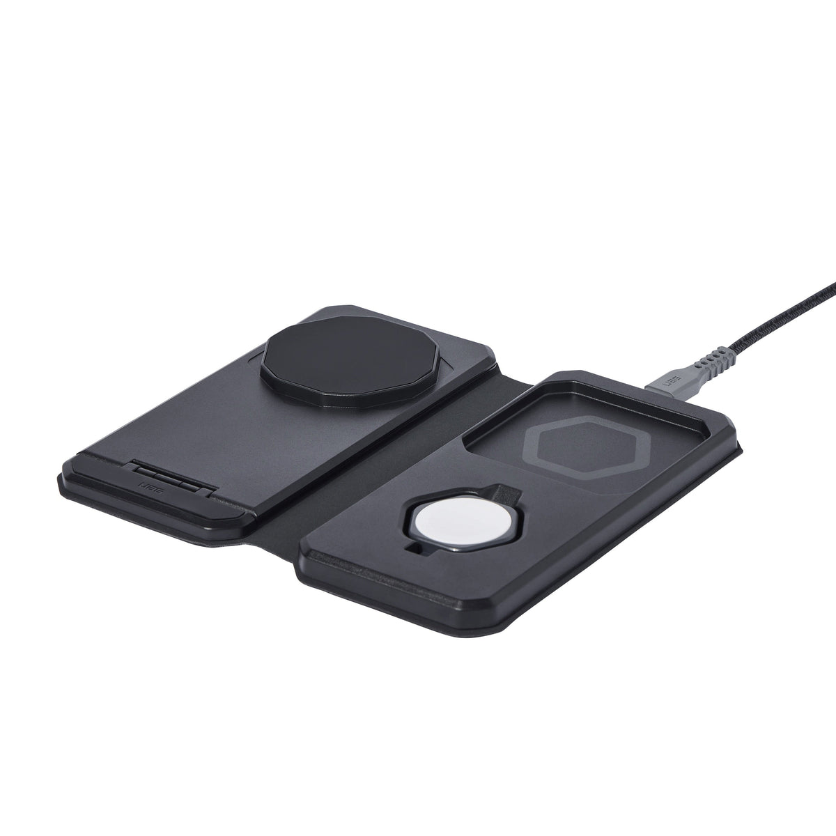 UAG 3in1 Travel Charger - bezprzewodowa ładowarka podróżna do trzech urządzeń 15W, kompatybilna z MagSafe, kabel, wtyczki i organizer w zestawie