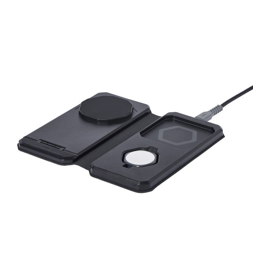 UAG 3in1 Travel Charger - bezprzewodowa ładowarka podróżna do trzech urządzeń 15W, kompatybilna z MagSafe, kabel, wtyczki i organizer w zestawie