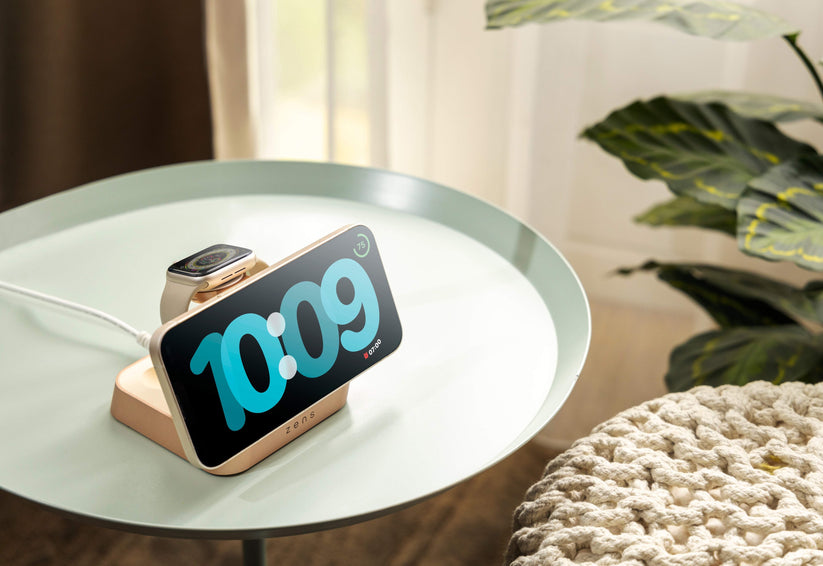 ZENS Nightstand Charger Pro 2 - ładowarka bezprzewodowa Qi2 15W do dwóch urządzeń kompatybilna z MagSafe miedziana