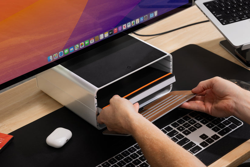 Twelve South HiRise Pro - aluminiowa podstawka do iMac i Apple Studio Display ze schowkiem srebrna