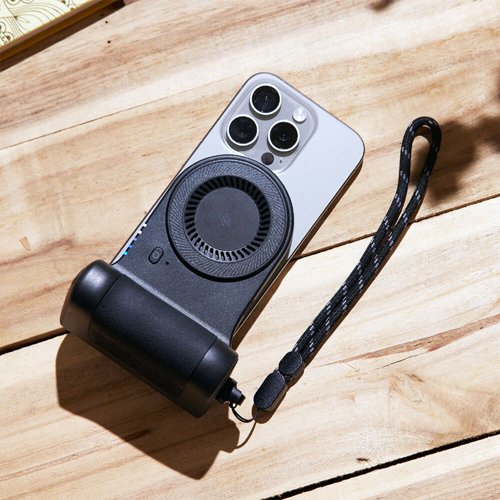Adam Elements Selfie Shot Magnetic Hand Grip - magnetyczny uchwyt do ręki z powerbankiem 5000mAh czarny