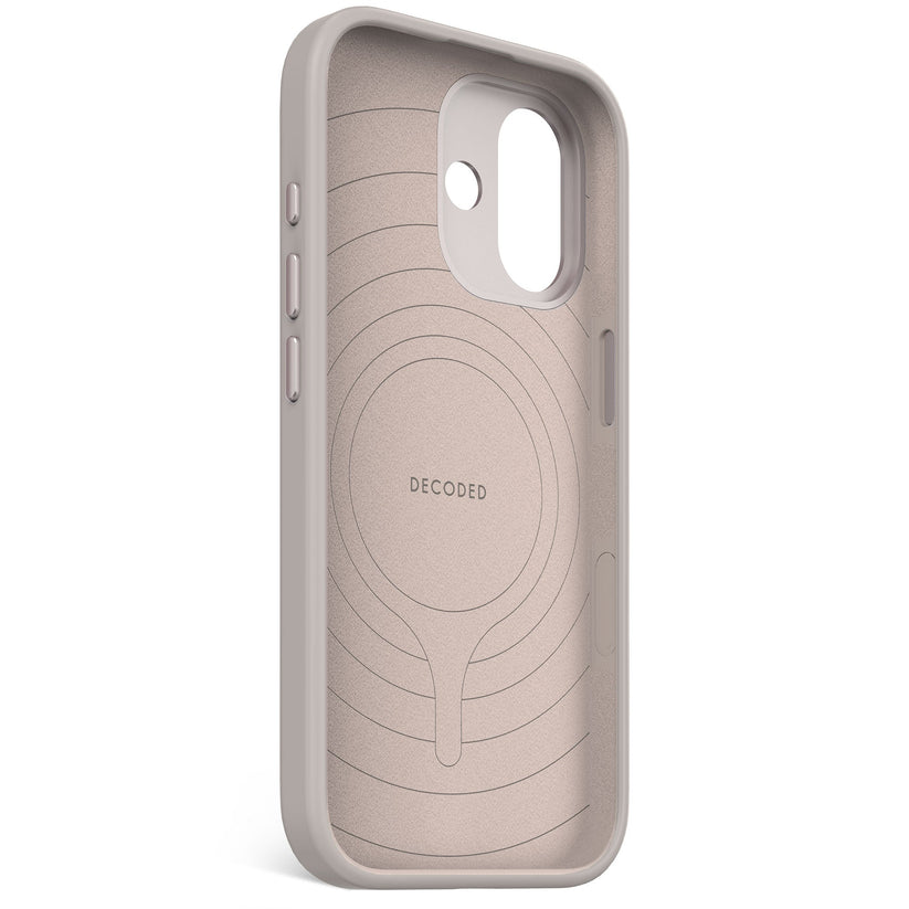 Decoded AntiMicrobial Silicone Backcover - silikonowa obudowa ochronna do iPhone 17 kompatybilna z MagSafe soft taupe
