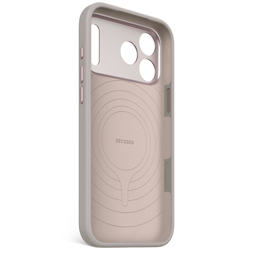Decoded AntiMicrobial Silicone Backcover - silikonowa obudowa ochronna do iPhone 17 Pro Max kompatybilna z MagSafe soft taupe