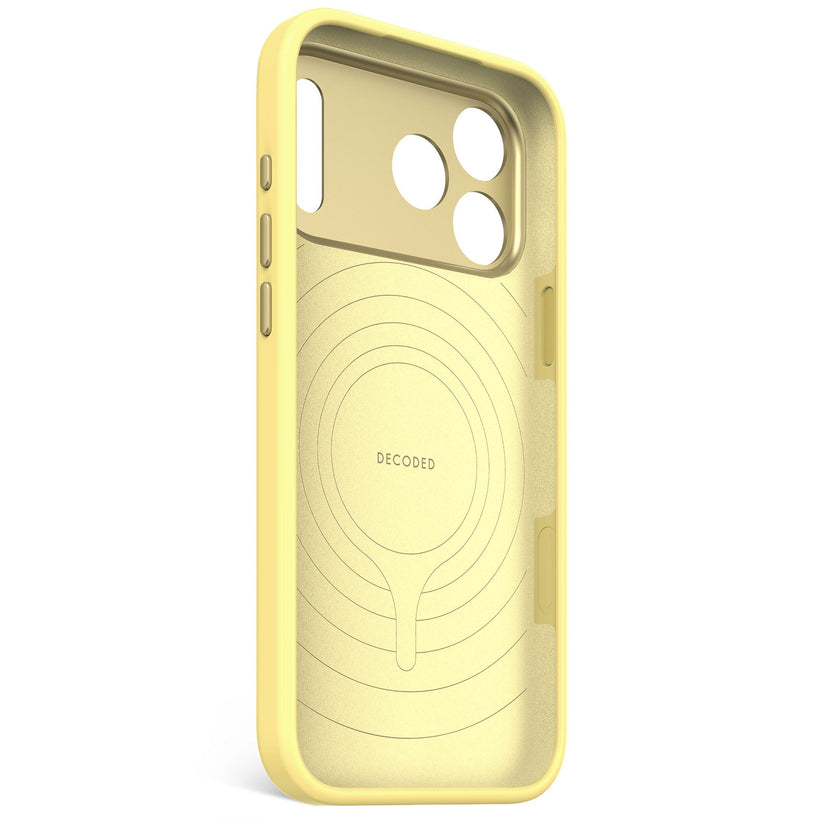 Decoded AntiMicrobial Silicone Backcover - silikonowa obudowa ochronna do iPhone 17 Pro Max kompatybilna z MagSafe yuma yellow