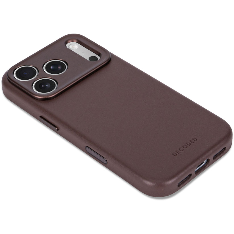 Decoded Leather Backcover - skórzana obudowa ochronna do iPhone 18 Pro kompatybilna z MagSafe brązowa