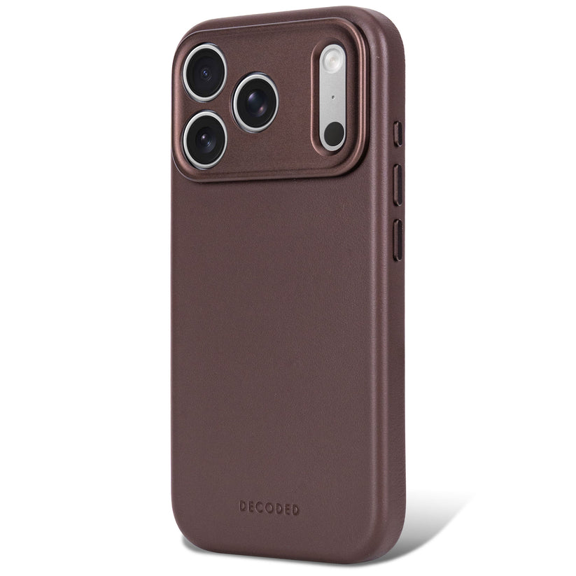 Decoded Leather Backcover - skórzana obudowa ochronna do iPhone 18 Pro Max kompatybilna z MagSafe brązowa