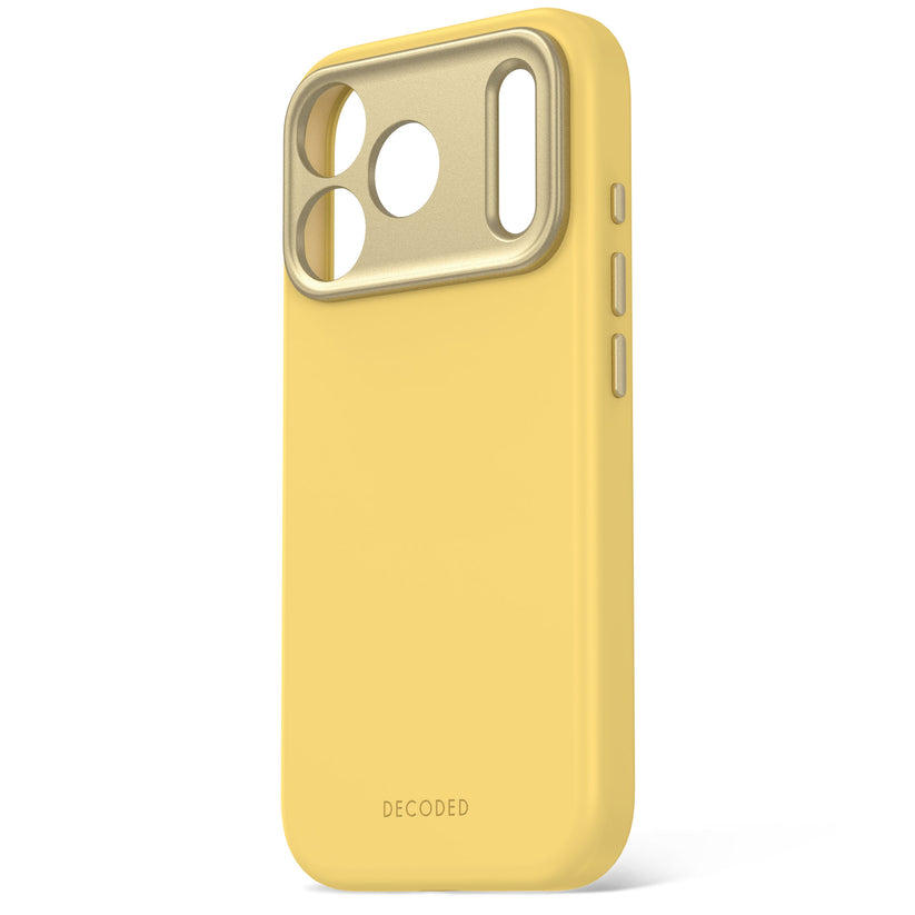 Decoded AntiMicrobial Silicone Backcover - silikonowa obudowa ochronna do iPhone 18 Pro Max kompatybilna z MagSafe żółta