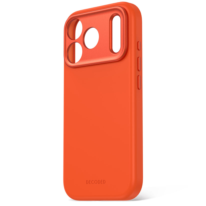 Decoded AntiMicrobial Silicone Backcover - silikonowa obudowa ochronna do iPhone 18 Pro kompatybilna z MagSafe pomarańczowa