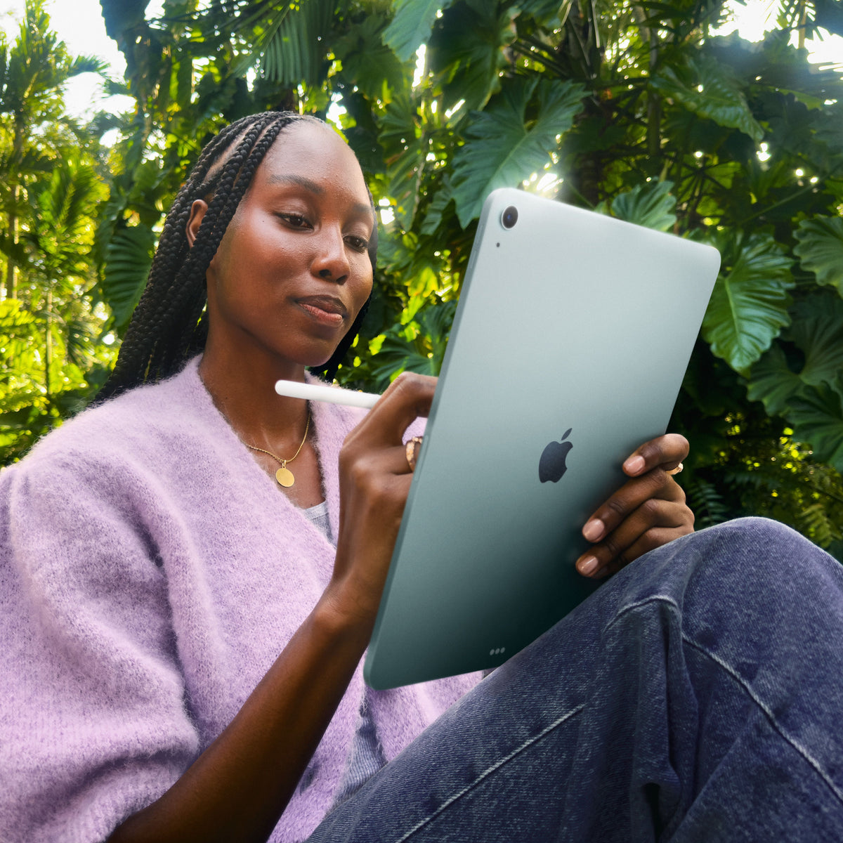iPad_Air_11_Air_M4_Wifi_Starlight_PDP_Image_Position_8__pl-PL