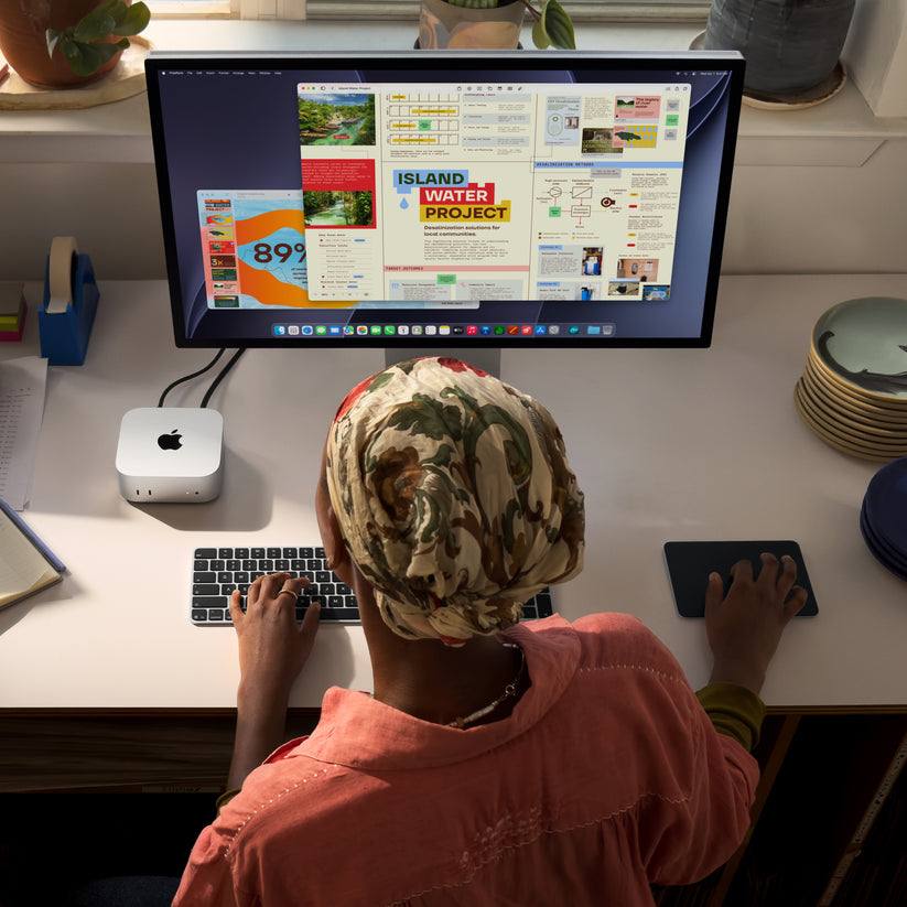 Mac_mini_M6_Silver_PDP_Image_Position_7__pl-PL
