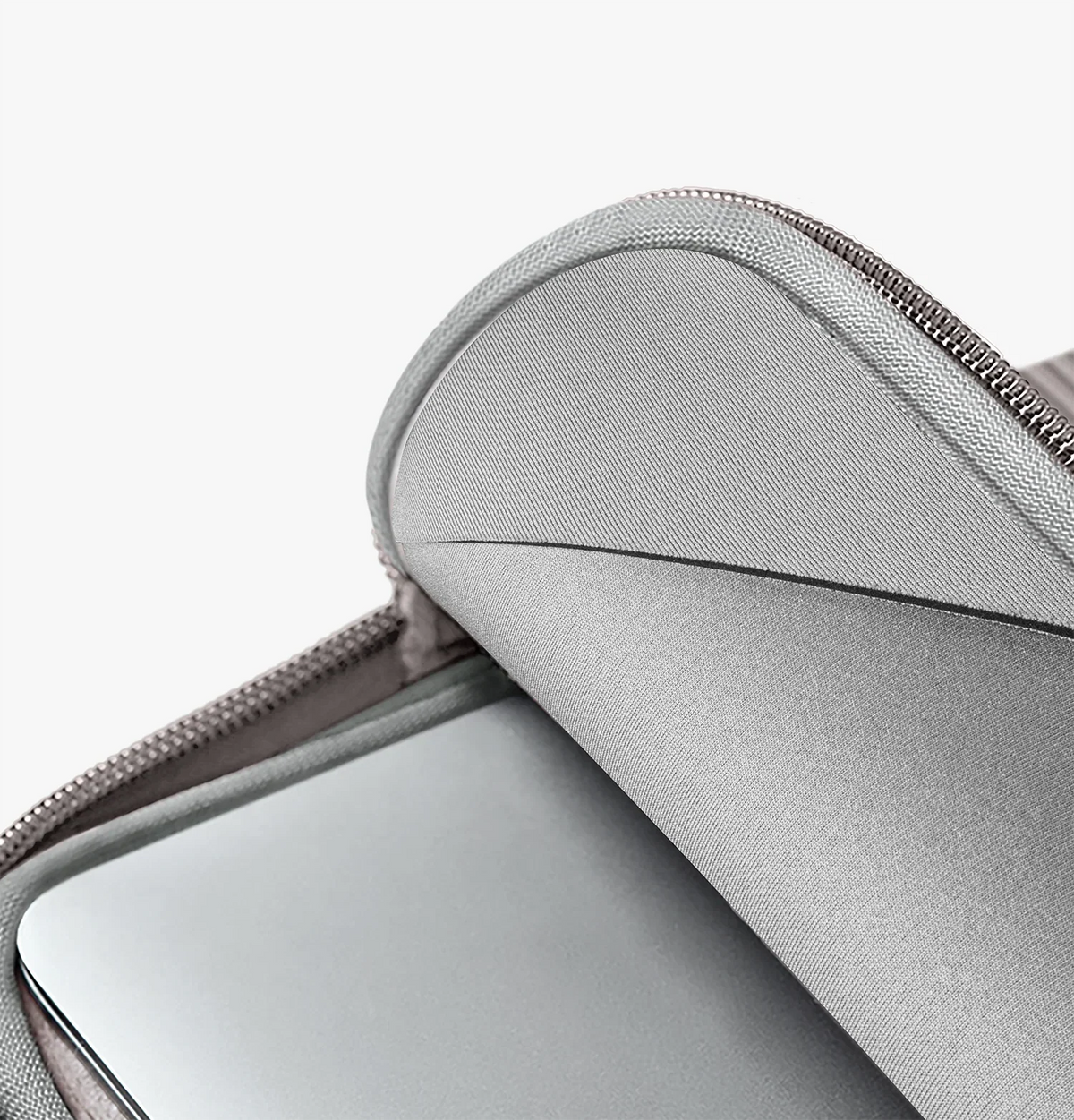 UNIQ Cyprus Ridge Edition - etui neoprenowe do MacBook Air 13" MacBook Neo 13" szare