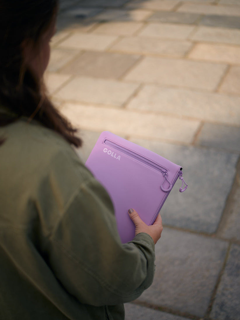 Golla Sleeve Metro - neoprenowe etui ochronne do MacBook 15" fioletowe