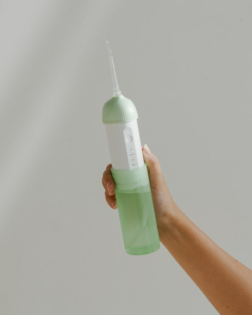 Be Lucent Flare - irygator do higieny jamy ustnej mint green