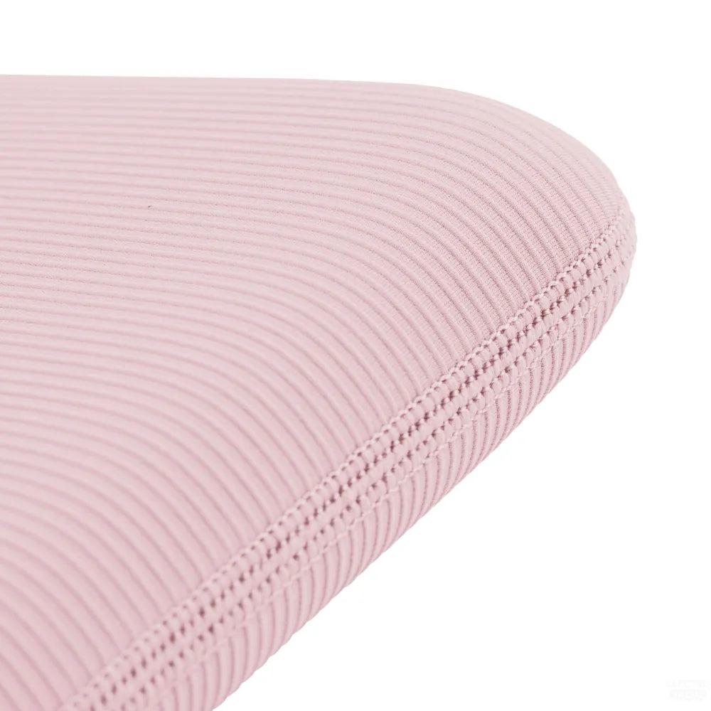 UNIQ Cyprus Ridge Edition - etui neoprenowe do MacBook Air 13" MacBook Neo 13" różowe