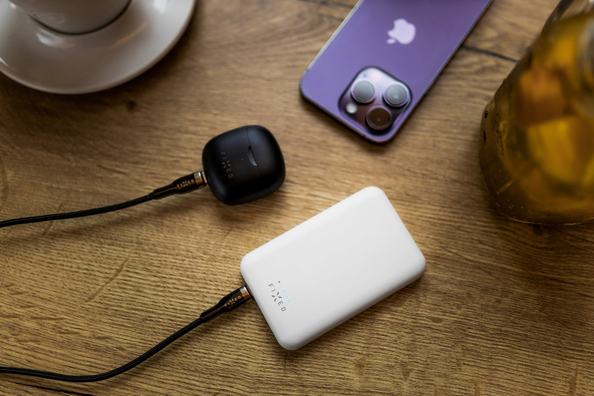 FIXED MagZen - powerbank z MagSafe 1X USB-C PD 20W 6000 mAh biały