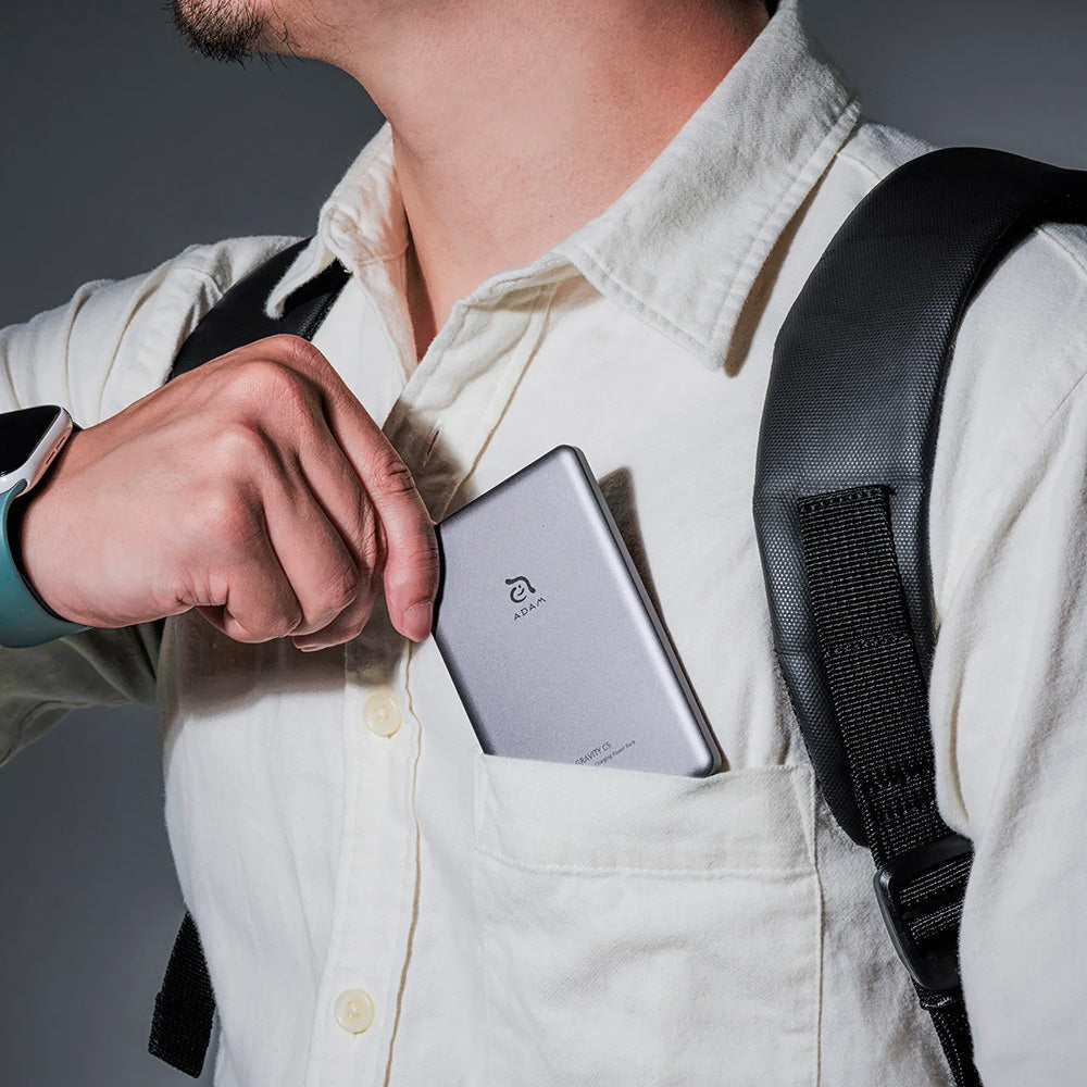Adam Elements Gravity C5 - magnetyczny powerbank bezprzewodowy 5000 mAh szary