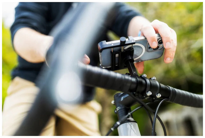 Aluminiowy uchwyt rowerowy FIXED Bikee ALU 2 do telefonu czarny